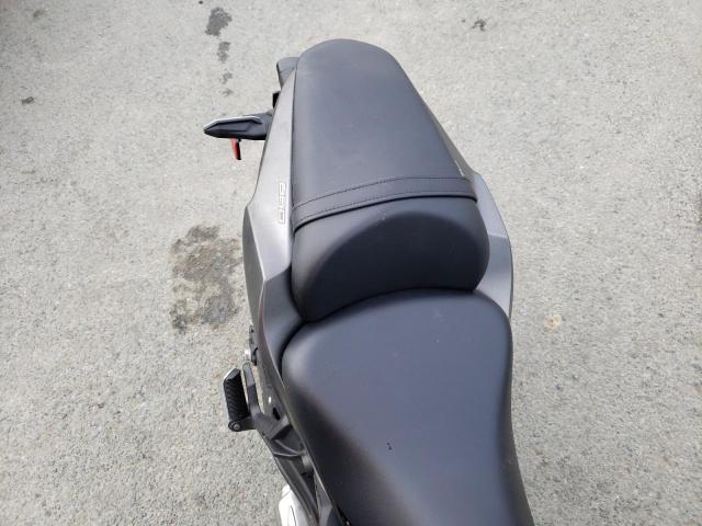 ML5EXER18PDA81016 - 2023 KAWASAKI EX650 R BLACK photo 6