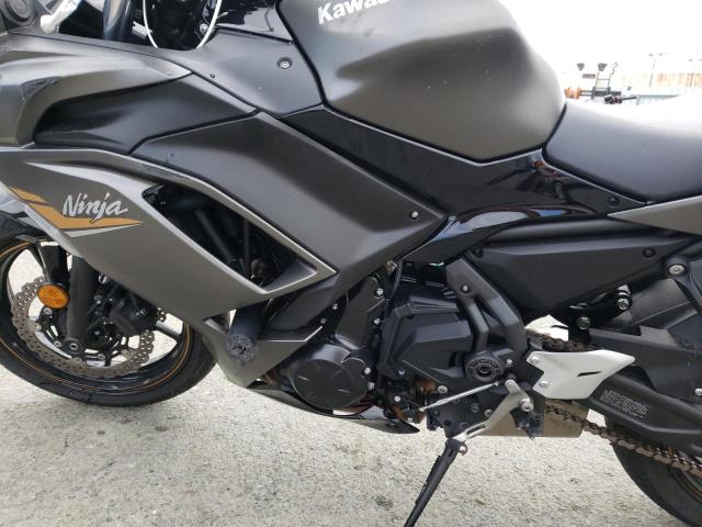 ML5EXER18PDA81016 - 2023 KAWASAKI EX650 R BLACK photo 7