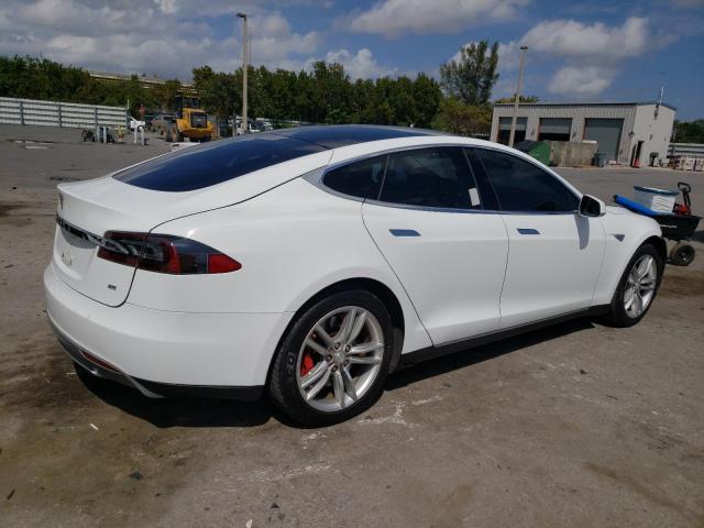 5YJSA1CN8DFP24125 - 2013 TESLA MODEL S WHITE photo 3