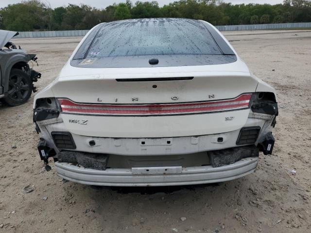 3LN6L2JK9FR608116 - 2015 LINCOLN MKZ WHITE photo 6