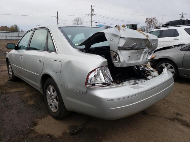 4T1BF28B6YU098282 - 2000 TOYOTA AVALON XL SILVER photo 2