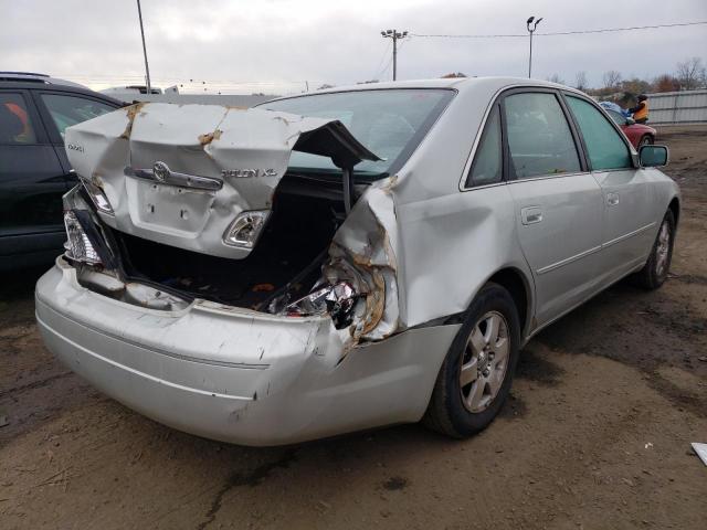 4T1BF28B6YU098282 - 2000 TOYOTA AVALON XL SILVER photo 3