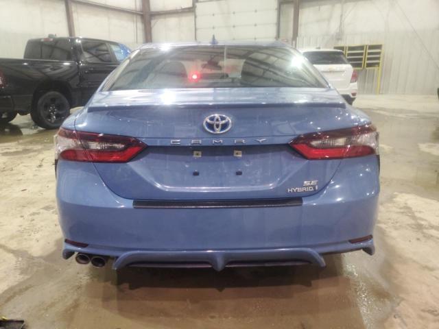 4T1G31AK4RU071456 - 2024 TOYOTA CAMRY SE NIGHT SHADE BLUE photo 6