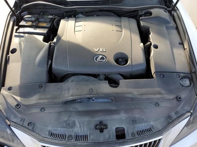 JTHCK262292029463 - 2009 LEXUS IS 250 SILVER photo 11