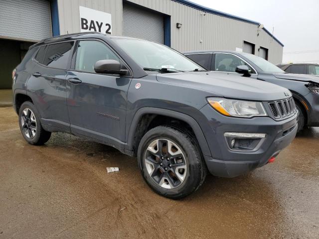 3C4NJDDBXJT143449 - 2018 JEEP COMPASS TRAILHAWK GRAY photo 4