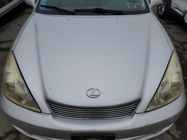 JTHBA30G455131056 - 2005 LEXUS ES 330 SILVER photo 11