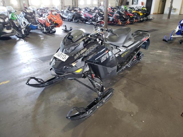 2BPSUWPB9PV000027 - 2023 SKI DOO RENEGADE BLACK photo 2