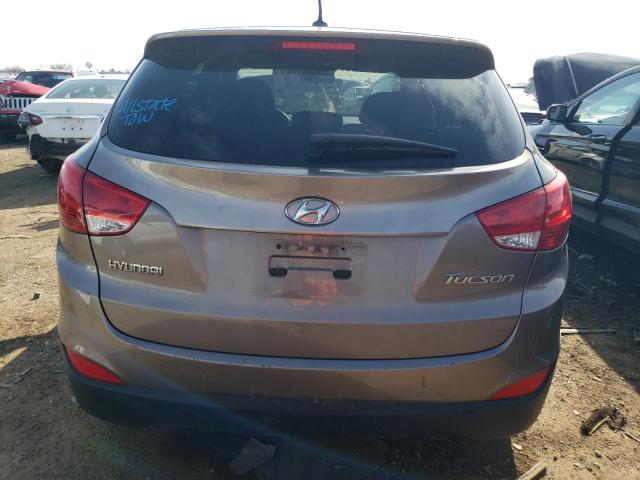 KM8JT3ABXDU563287 - 2013 HYUNDAI TUCSON GL TAN photo 6