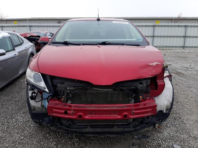 2LMDJ6JKXCBL12167 - 2012 LINCOLN MKS RED photo 5