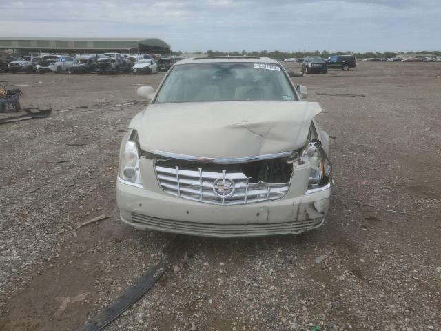 1G6KD5E61BU103644 - 2011 CADILLAC DTS LUXURY COLLECTION CREAM photo 5