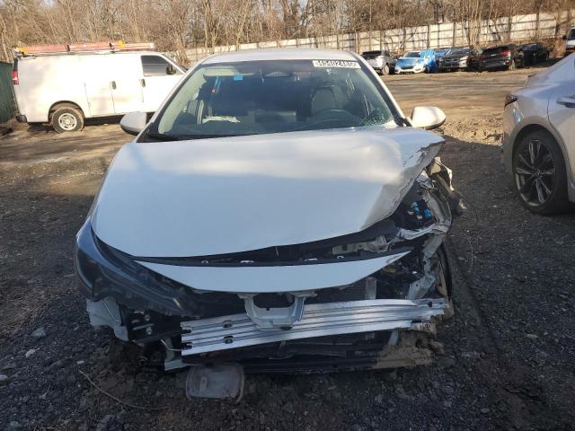 5YFB4MDE1RP115963 - 2024 TOYOTA COROLLA LE 白色 照片 5