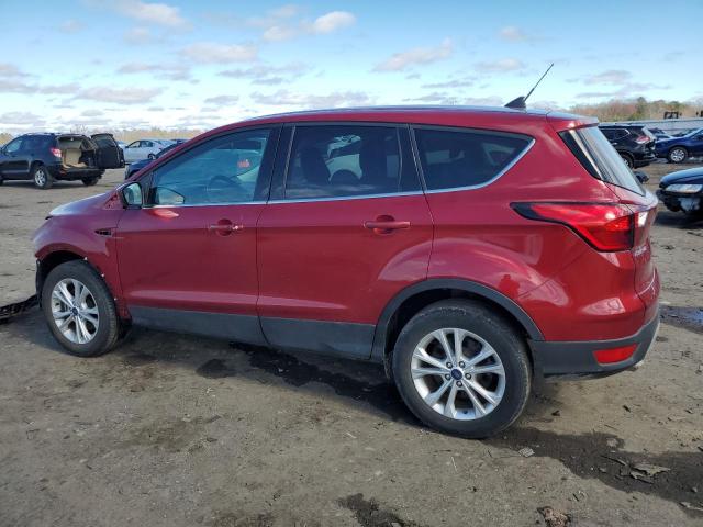 1FMCU9GD8KUB48905 - 2019 FORD ESCAPE SE RED photo 2