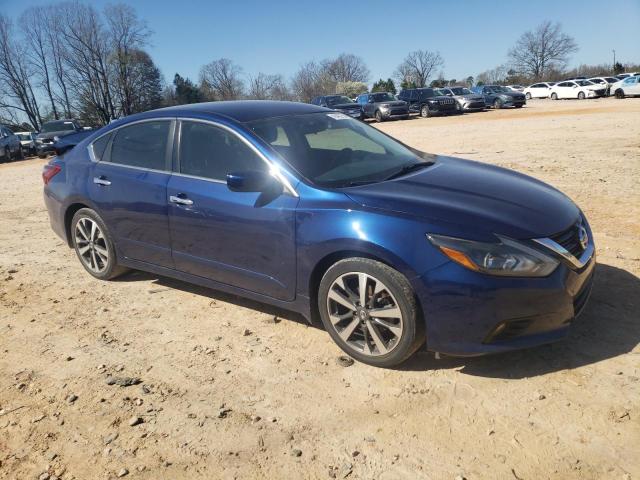 1N4AL3AP2HC485640 - 2017 NISSAN ALTIMA 2.5 BLUE photo 4