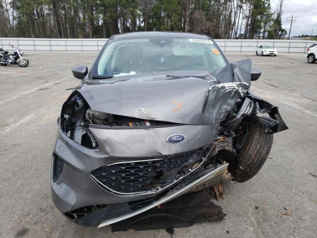 1FMCU0G65MUB01377 - 2021 FORD ESCAPE SE GRAY photo 5