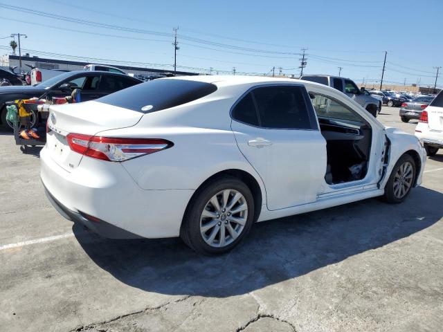 JTNB11HK5J3036831 - 2018 TOYOTA CAMRY L WHITE photo 3