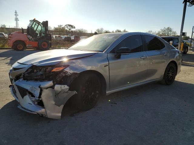 4T1G11AK3PU821299 - 2023 TOYOTA CAMRY SE NIGHT SHADE SILVER photo 1