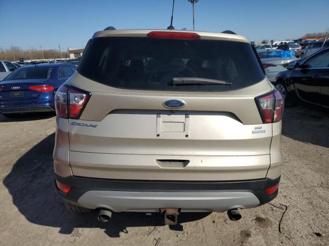 1FMCU0GD1JUA03666 - 2018 FORD ESCAPE SE BEIGE photo 6