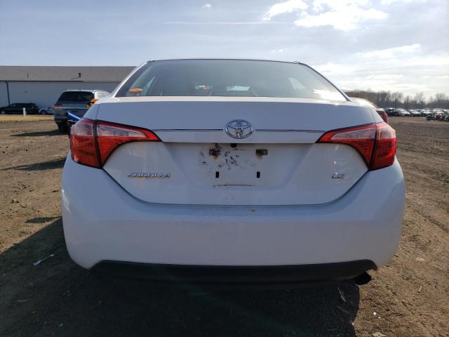 5YFBURHE8HP569732 - 2017 TOYOTA COROLLA L WHITE photo 6