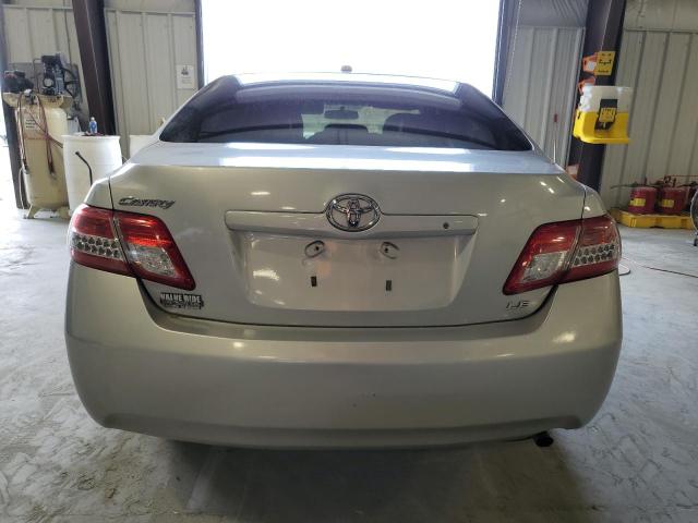 4T1BF3EK3BU612185 - 2011 TOYOTA CAMRY BASE SILVER photo 6