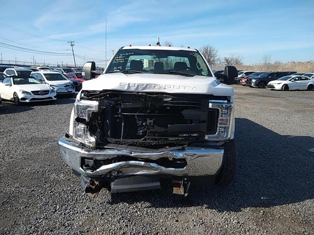 1FTRF3B63KED86251 - 2019 FORD F350 SUPER DUTY WHITE photo 10