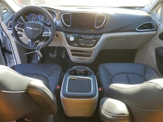 2C4RC1BG6NR211814 - 2022 CHRYSLER PACIFICA TOURING L WHITE photo 8