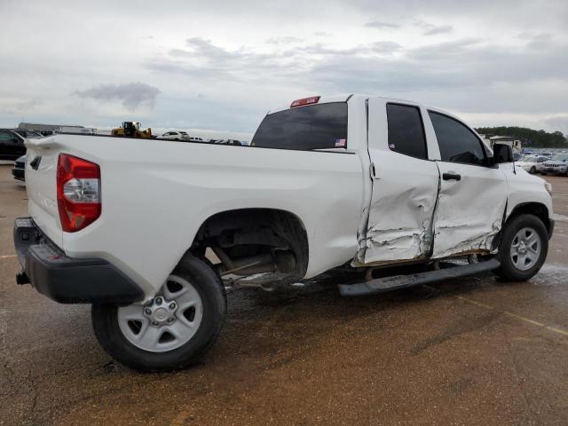 5TFRM5F10KX142481 - 2019 TOYOTA TUNDRA DOUBLE CAB SR/SR5 WHITE photo 3