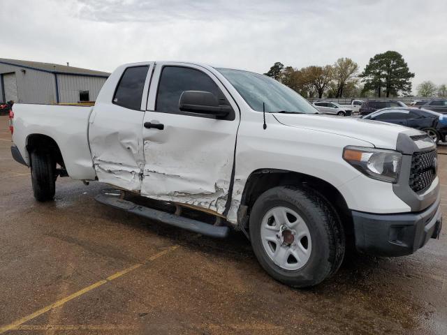5TFRM5F10KX142481 - 2019 TOYOTA TUNDRA DOUBLE CAB SR/SR5 WHITE photo 4