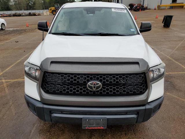 5TFRM5F10KX142481 - 2019 TOYOTA TUNDRA DOUBLE CAB SR/SR5 WHITE photo 5