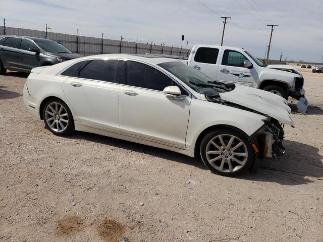 3LN6L2G97DR826993 - 2013 LINCOLN MKZ WHITE photo 4