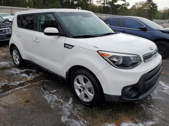 KNDJN2A2XJ7538859 - 2018 KIA SOUL WHITE photo 4