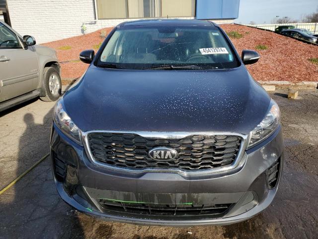 5XYPGDA32KG450255 - 2019 KIA SORENTO L GRAY photo 5