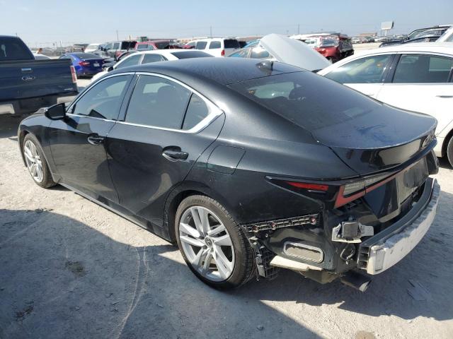 JTHCA1D23M5114819 - 2021 LEXUS IS 300 BLACK photo 2