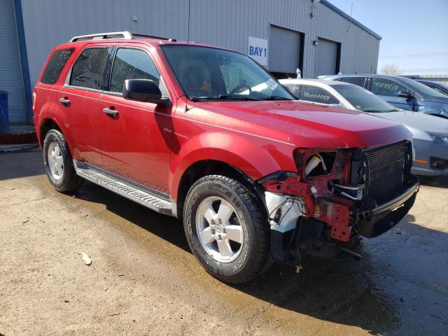 1FMCU0D77BKA44900 - 2011 FORD ESCAPE XLT RED photo 4
