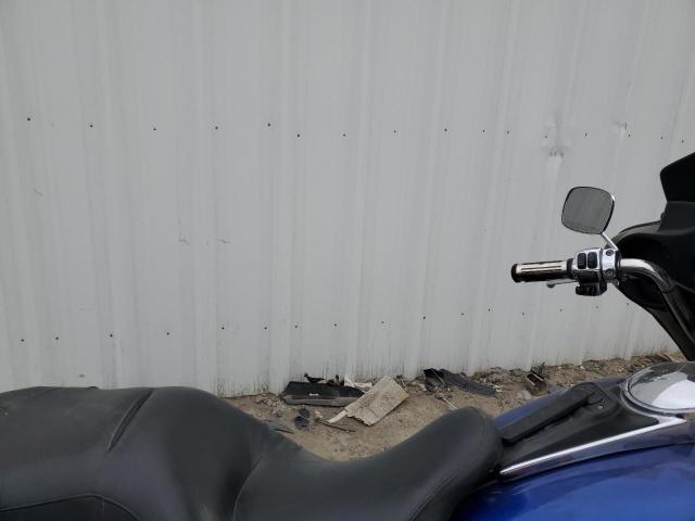 1HD1FCW172Y624434 - 2002 HARLEY-DAVIDSON FLHTCUI 蓝色 照片 5