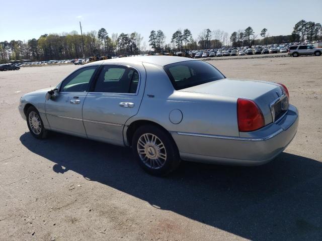 1LNHM82V57Y619828 - 2007 LINCOLN TOWN CAR SIGNATURE LIMITED SILVER photo 2