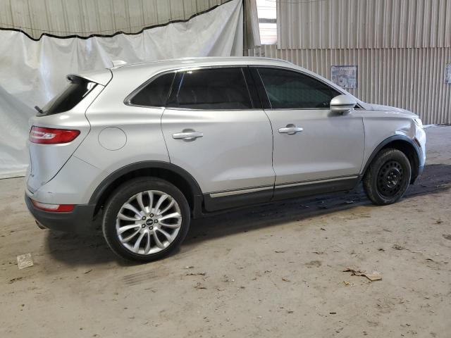 5LMCJ3C92HUL31035 - 2017 LINCOLN MKC RESERVE ვერცხლისფერი ფოტო 3