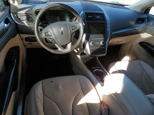 5LMCJ3C92HUL31035 - 2017 LINCOLN MKC RESERVE ვერცხლისფერი ფოტო 8