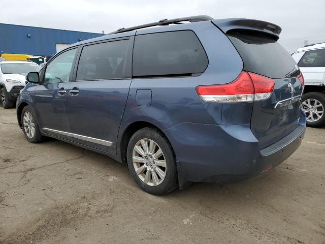 5TDDK3DC6DS057405 - 2013 TOYOTA SIENNA XLE BLUE photo 2