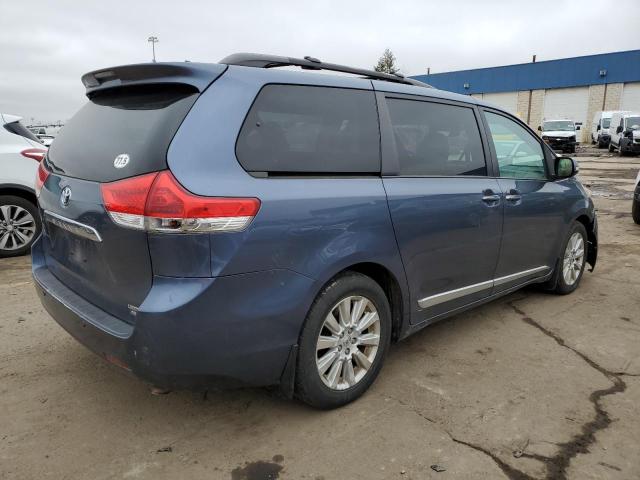 5TDDK3DC6DS057405 - 2013 TOYOTA SIENNA XLE BLUE photo 3