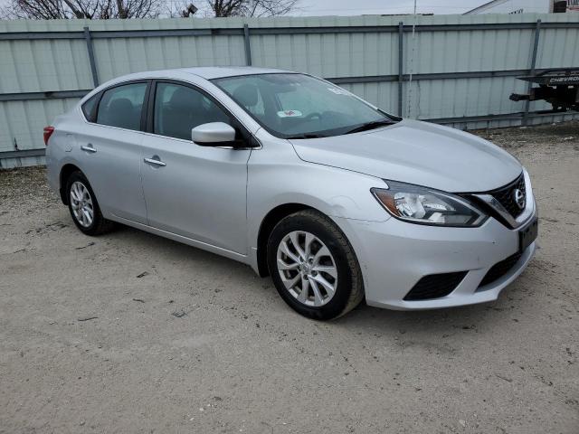 3N1AB7AP9JL621537 - 2018 NISSAN SENTRA S SILVER photo 4