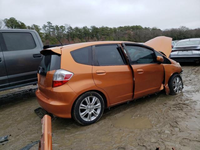 JHMGE8H49AS025411 - 2010 HONDA FIT SPORT ORANGE photo 3