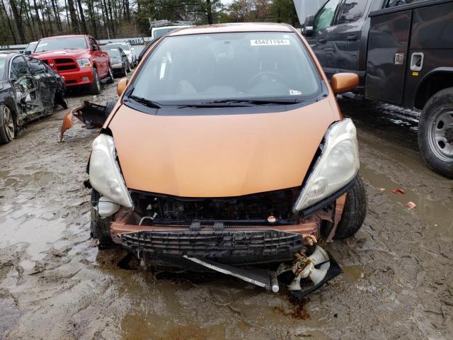 JHMGE8H49AS025411 - 2010 HONDA FIT SPORT ORANGE photo 5