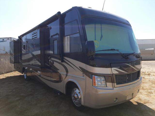 1F66F5DY8C0A05167 - 2013 THOR MOTORHOME BROWN photo 1