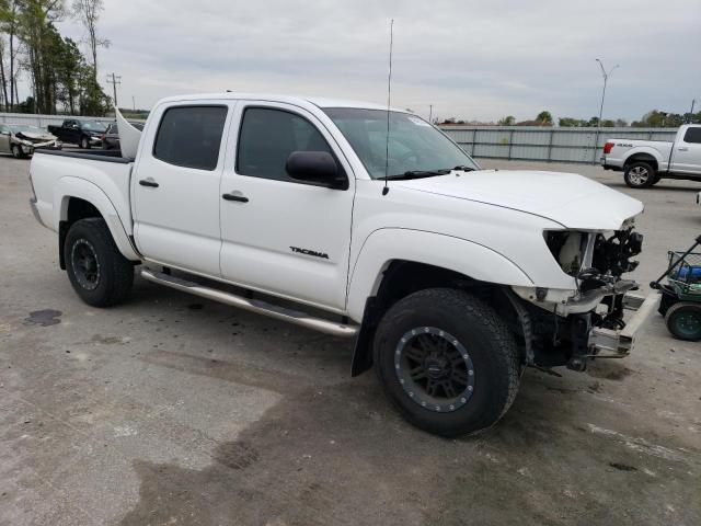 5TFJU4GN1FX068163 - 2015 TOYOTA TACOMA DOUBLE CAB PRERUNNER WHITE photo 4