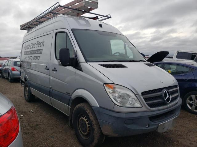 WD3PE7CC5D5729872 - 2013 MERCEDES-BENZ SPRINTER 2500 SILVER photo 4