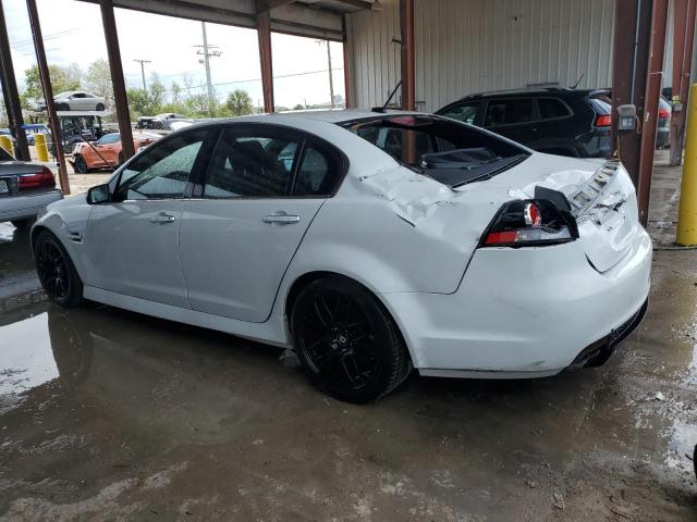 6G2EC57Y99L168910 - 2009 PONTIAC G8 GT WHITE photo 2