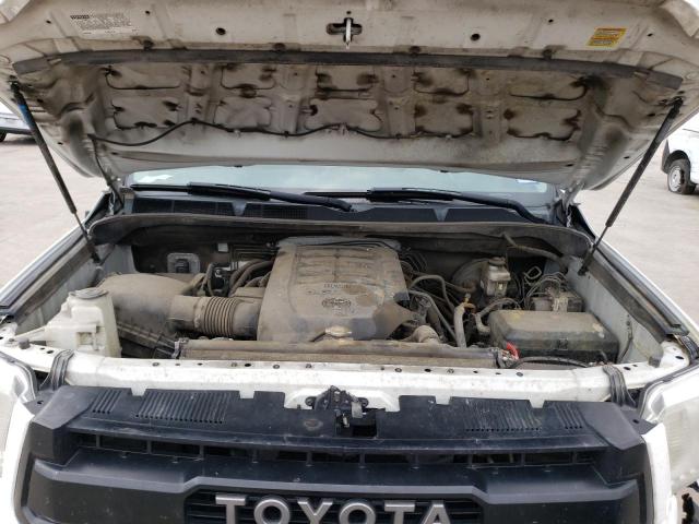 5TFRM5F19GX106165 - 2016 TOYOTA TUNDRA DOUBLE CAB SR/SR5 WHITE photo 11