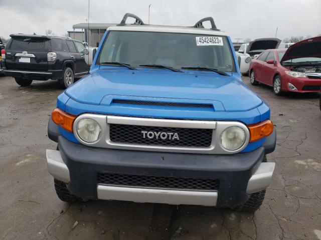 JTEBU11F270007978 - 2007 TOYOTA FJ CRUISER BLUE photo 5