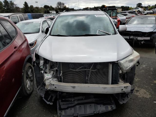 5TDZK3EH6BS041086 - 2011 TOYOTA HIGHLANDER BASE Argent photo 5