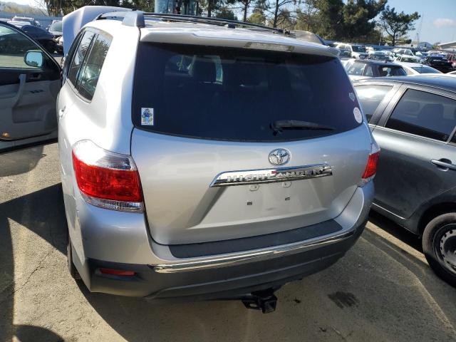 5TDZK3EH6BS041086 - 2011 TOYOTA HIGHLANDER BASE Argent photo 6